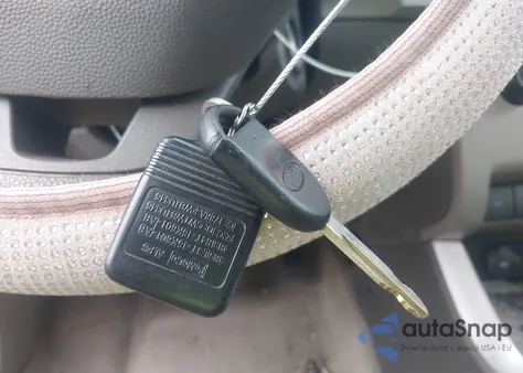 2011 Ford Focus Se из США, поврежденный, VIN 1FAHP3FN2BW133691